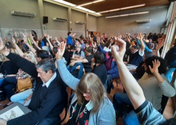 Los docentes públicos y privados realizarán un paro este miércoles