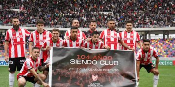 No le quiere perder pisada