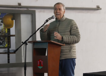 Schiaretti garantizó el apoyo a la investigación de las muertes de bebés