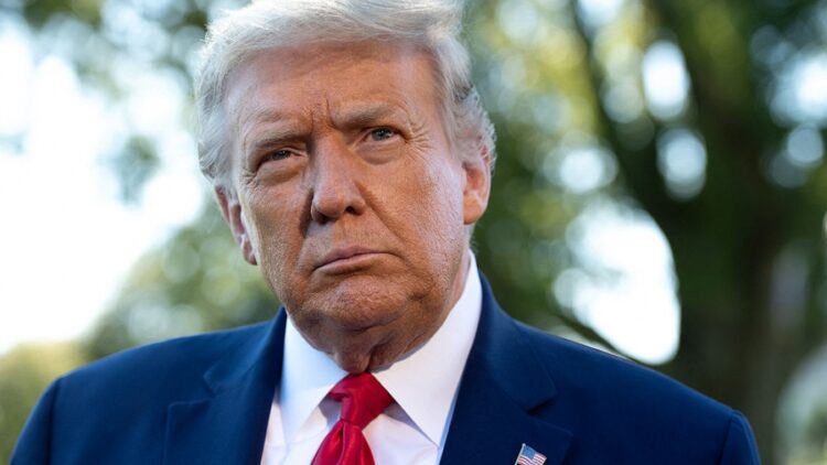 Trump se habría apropiado de archivos oficiales