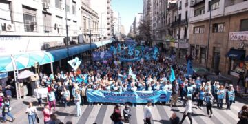 Masiva demostración del creciente malestar docente