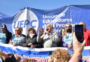Por presión de las bases, la UEPC habilita el debate de la paritaria en las escuelas