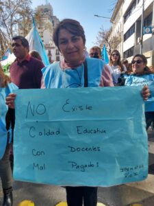 Masiva demostración del creciente malestar docente