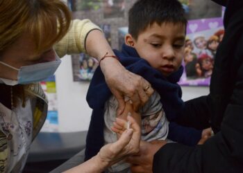 Comenzaron a aplicar la vacuna pediátrica contra el coronavirus