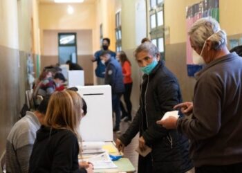 Se llevan adelante elecciones en 48 centros vecinales de la ciudad