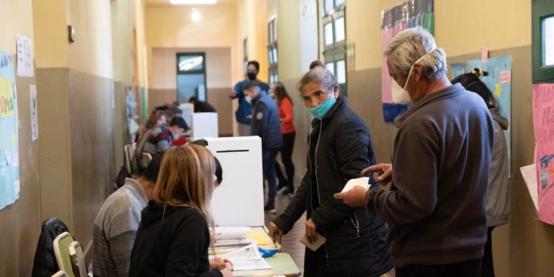 Se llevan adelante elecciones en 48 centros vecinales de la ciudad