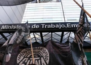 Hubo acuerdo con el Sutna y se destraba el conflicto por los neumáticos