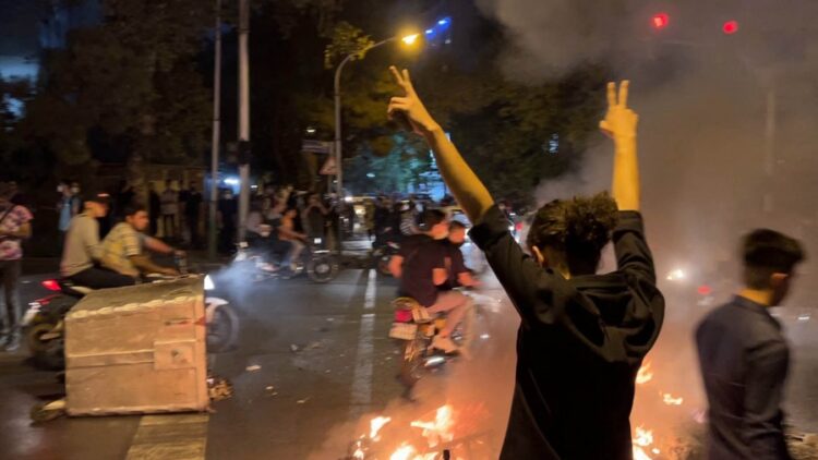 La muerte de Amini hizo estallar la indignación popular de las mujeres.