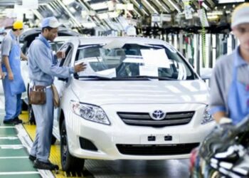 La empresa Toyota frenó su producción por el faltante de neumáticos
