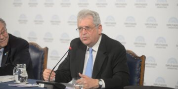 La rentabilidad y la indigencia activan el debate en el Gobierno