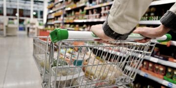 En Córdoba, una familia necesitó más de $108.600 para no ser pobre en agosto
