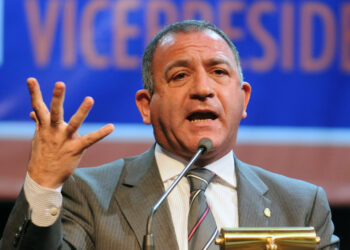 Luis Juez: «Lo de la Corte es parte de la agenda de Cristina»