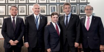 Massa comenzó su agenda de reuniones en la visita oficial a Estados Unidos