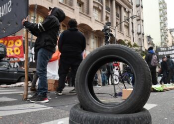 Tras rechazar el aumento ofrecido, marchan hoy los Trabajadores del Neumático
