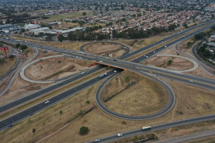 Se inauguró el nuevo distribuidor de Circunvalación y Juan B. Justo