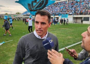 Farré señalo que «la esencia de Belgrano es la de no bajar los brazos nunca»