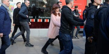 Los investigadores del atentado contra CFK sospechan que Sabag Montiel no actuó solo