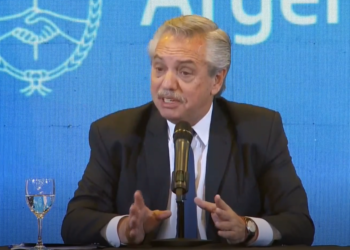 Fernández sobre «Argentina, 1985»: debería ser «obligatorio para todos los argentinos»