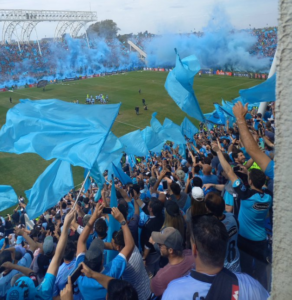 Glorioso recibimiento del público pirata para Belgrano