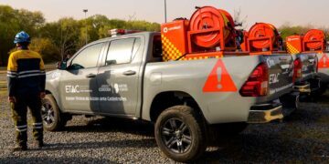 Se destinaron 16 nuevas camionetas para combatir los incendios forestales