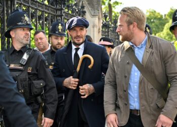 David Beckham hizo fila 12 horas para despedir a la reina Isabel II