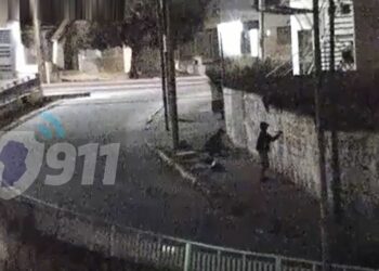 Los encontraron pintando grafitis en barrio Maipú y así los detuvieron