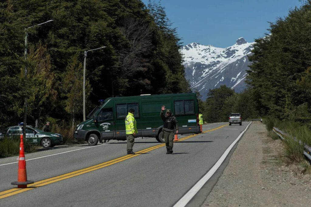 En Río Negro, cuestionan la "tibieza cómplice" del Gobierno ante el conflicto de tierras con los mapuches