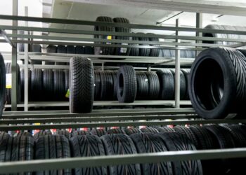 Fiat cuestionó a Massa por querer abrir la importación de neumáticos