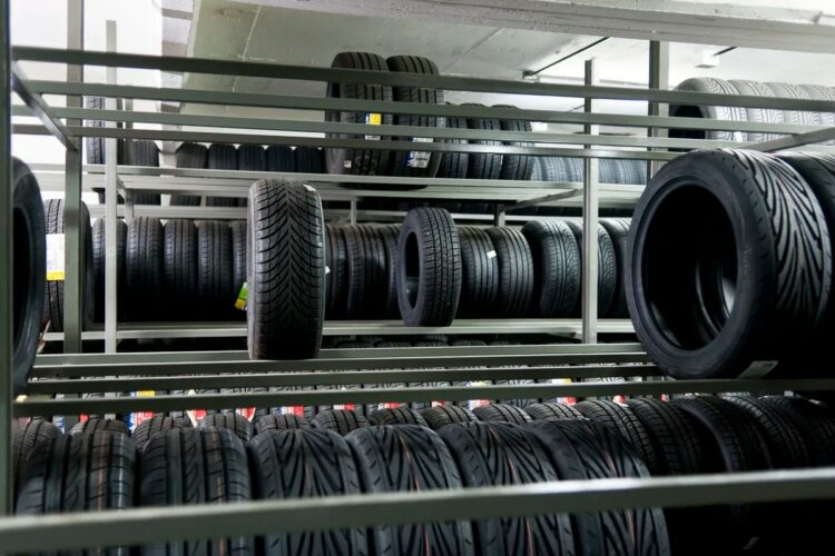 Fiat cuestionó a Massa por querer abrir la importación de neumáticos