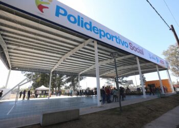 Se inauguró un nuevo polideportivo en la ciudad