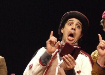 Tres funciones escénicas en la ciudad