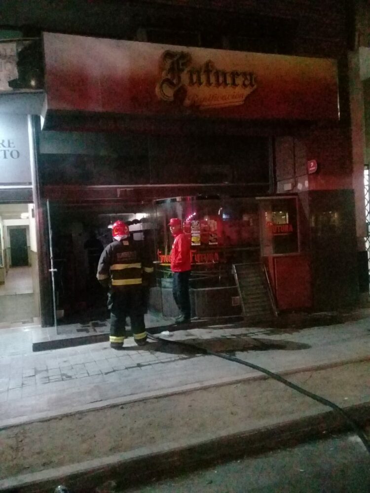Se incendió una panadería en pleno centro cordobés