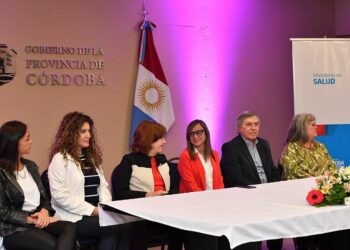 El programa de protección de la embarazada y su bebé ahora dependerá de la cartera sanitaria