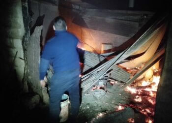 La caída de un rayo desató un incendio en un hogar del departamento Minas