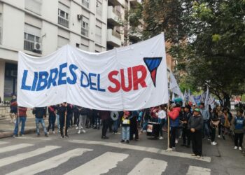 Organizaciones sociales inician un acampe por 48 horas en el centro cordobés