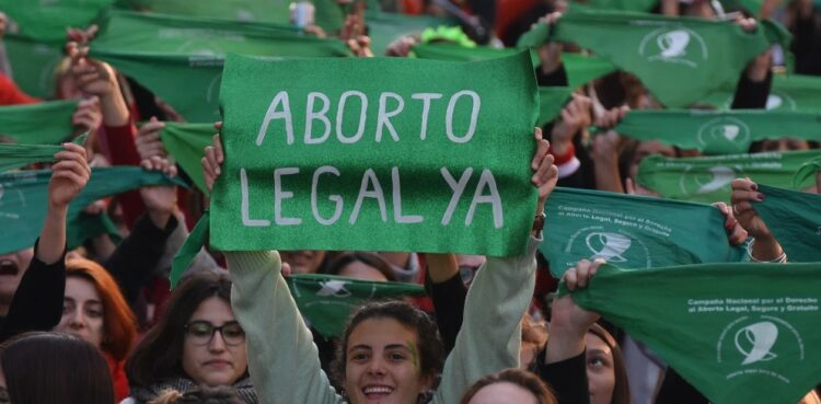 Advierten en Córdoba por la falta de cumplimiento de la ley de aborto