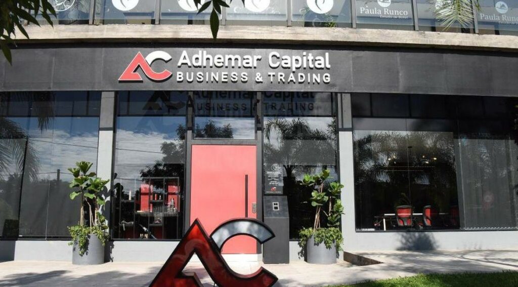 Falso empleado judicial estafó a un ahorrista del caso Adhemar