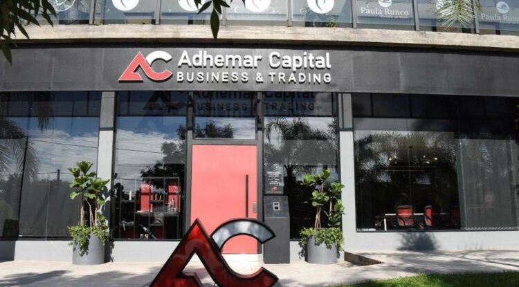 Falso empleado judicial estafó a un ahorrista del caso Adhemar