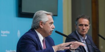 Fernández anuló «contratos distorsivos» firmados por Macri en dos autopistas e irá a la Justicia