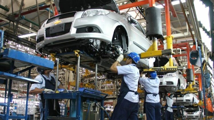 Massa pronosticó un gran crecimiento de las exportaciones automotrices en 2023