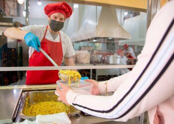 La UNC habilitó la inscripción para las Becas Nutrirse