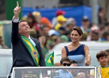 El Bicentenario de Brasil con aires de campaña política