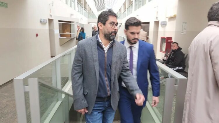 Cardozo se abstuvo de declarar por las muertes en el Neonatal