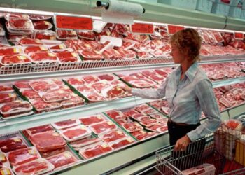 Alimentos y bebidas ya acumularon un aumento de casi 8% en lo que va del mes
