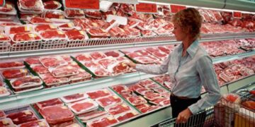 Alimentos y bebidas ya acumularon un aumento de casi 8% en lo que va del mes