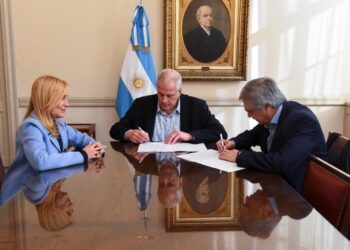 Córdoba suma una hora más de clases en el nivel primario