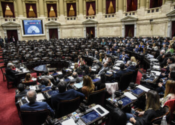 El Presupuesto 2023 prevé una inflación del 60% y un dólar promedio de $219