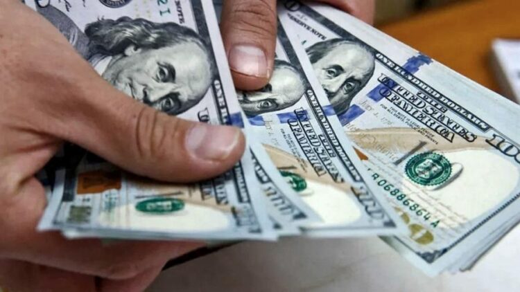 El dólar blue se dispara y vuelve a niveles récord: más ventas del BCRA