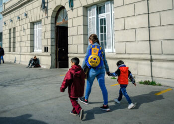 En Argentina hay 2.200 chicos en condiciones de ser adoptados y piden «ampliar la mirada»