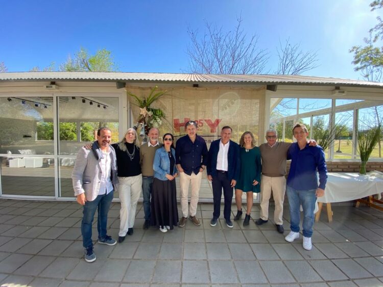 Salutaciones a Hoy Día Córdoba por su aniversario